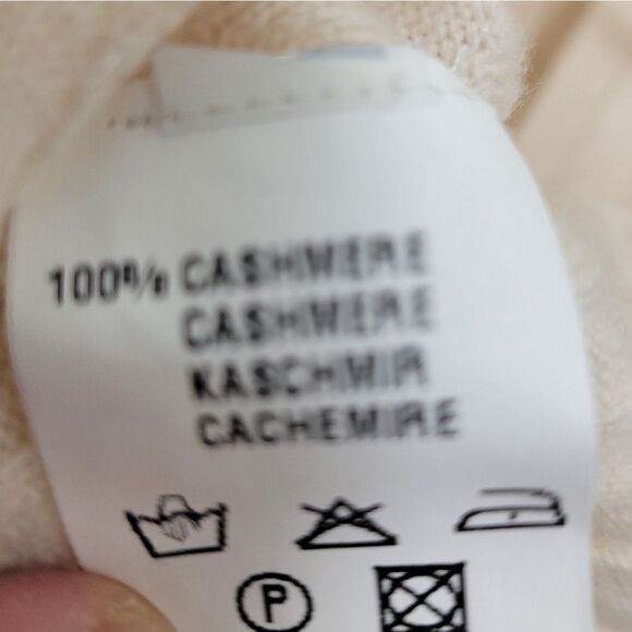 Fabiana Filippi Cream V Neck Cashmere 3/4 Sleeve Sweater Large - Picture 5 of 7